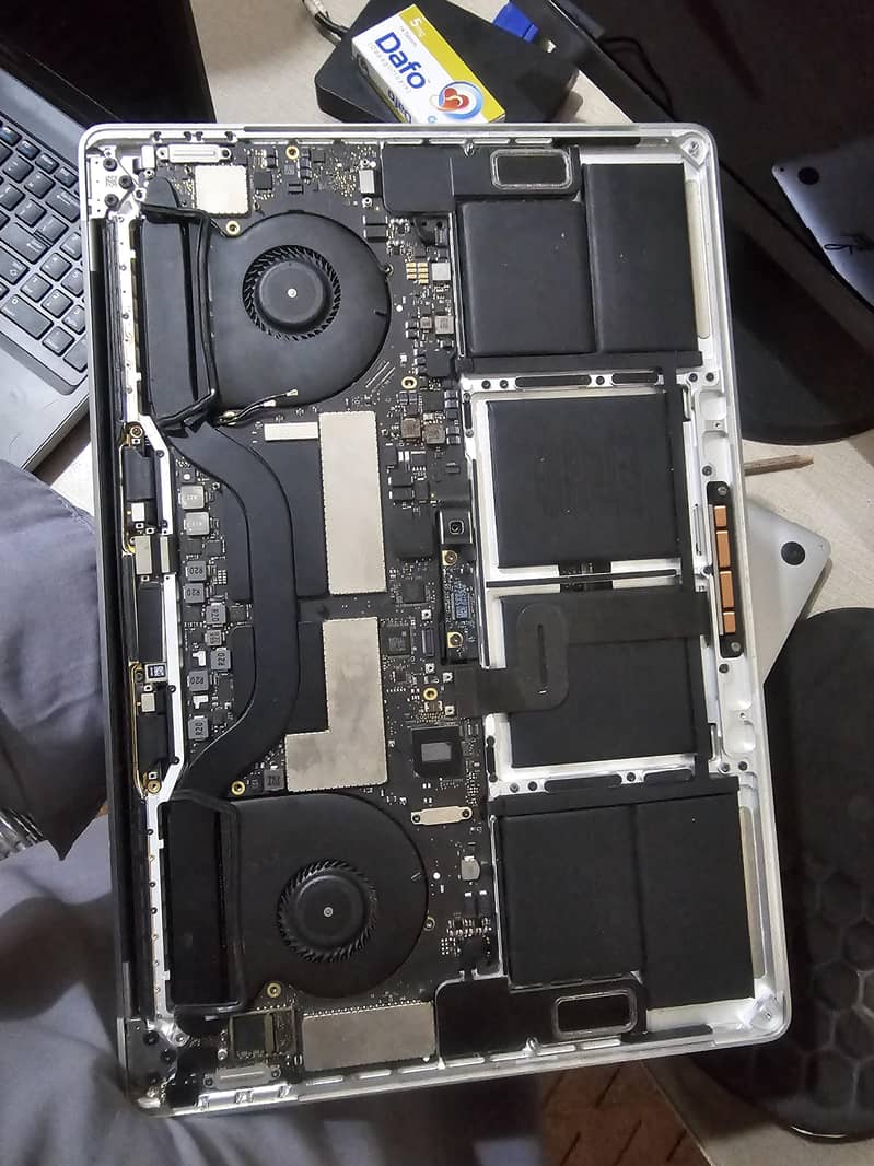 Macbook pro 15" 2016 & 2017 9