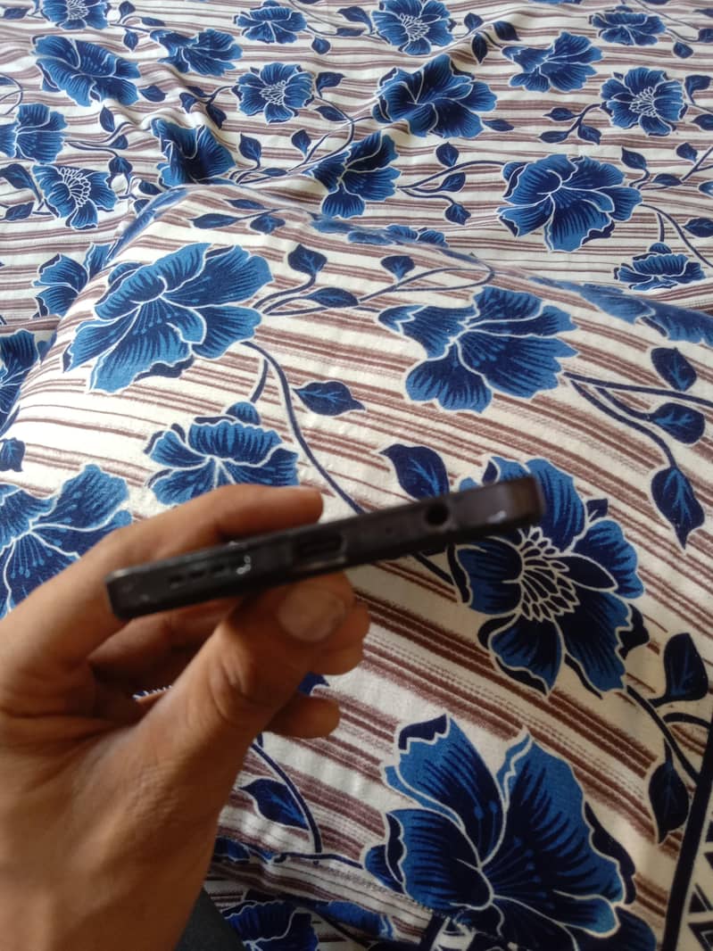 Infinix Note 30 6