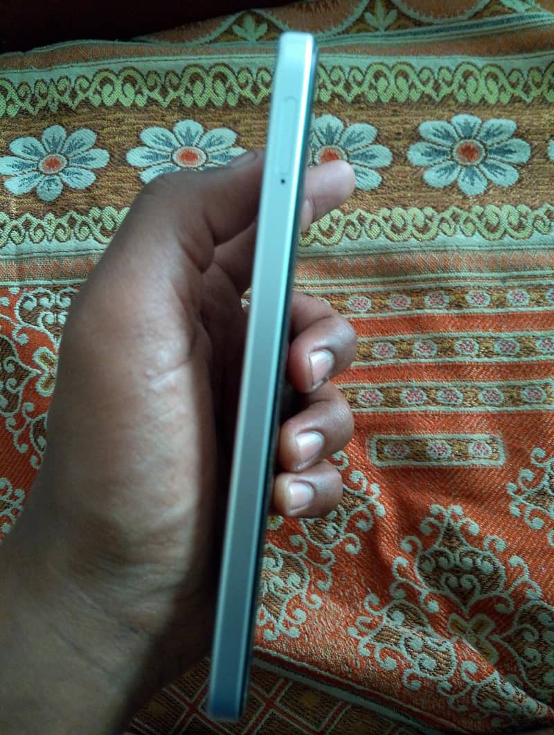 OPPO A6s 2