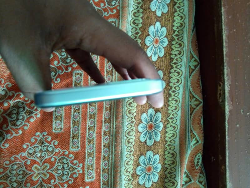 OPPO A6s 5