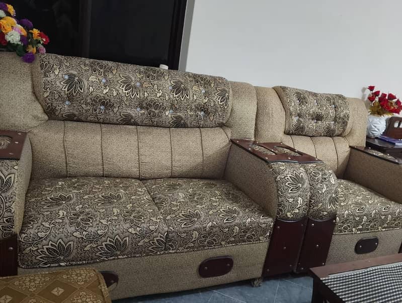 3 Sofas set for sale 0
