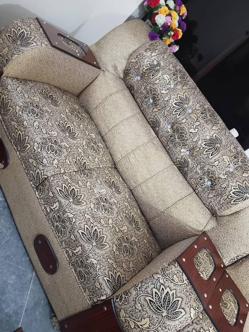 3 Sofas set for sale 1