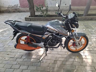Honda CB 150F |For Sale | Total Genuine | 15k km used |