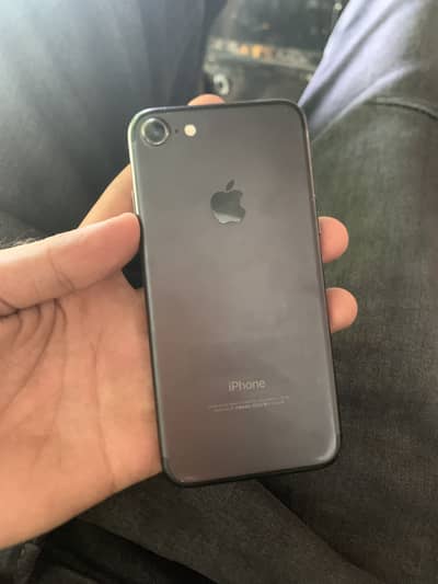 Apple iPhone 7