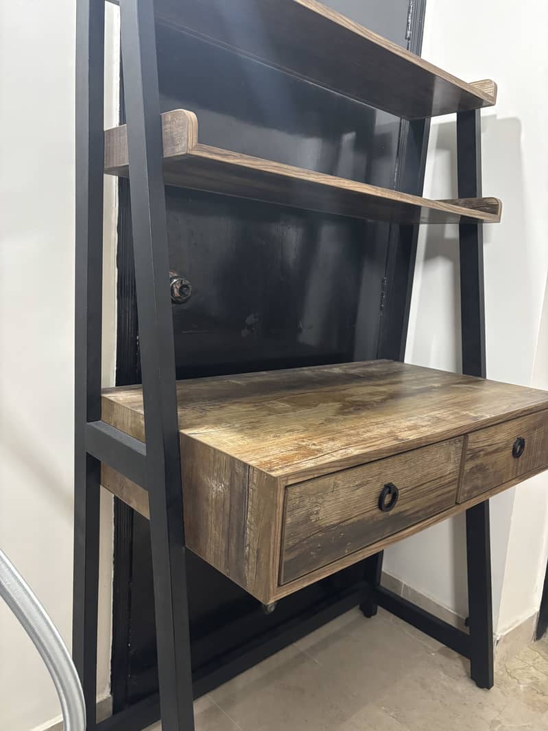Computer/ study table for sale 1