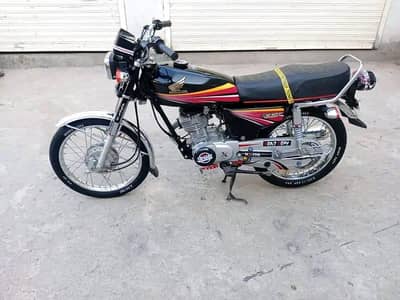 Honda bike 125 cc03150472526 argent for sale model 2012