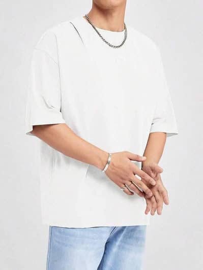 Drop shoulder t. shirt
