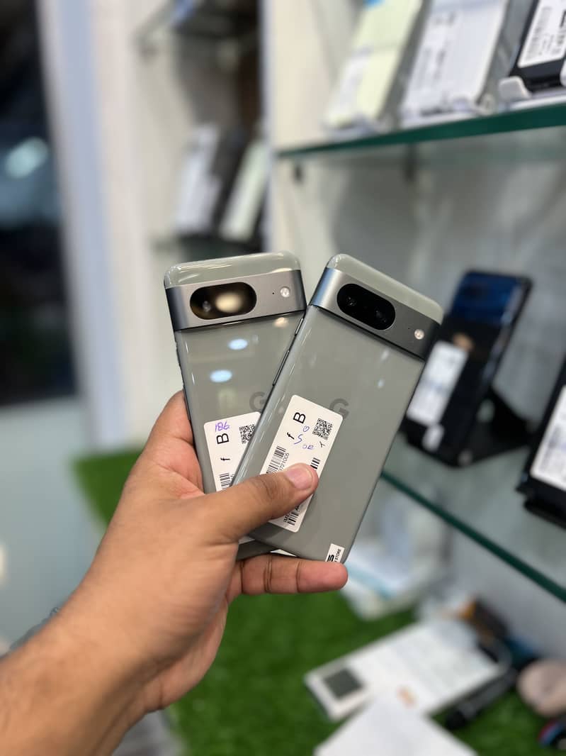 Google Pixel 8 6