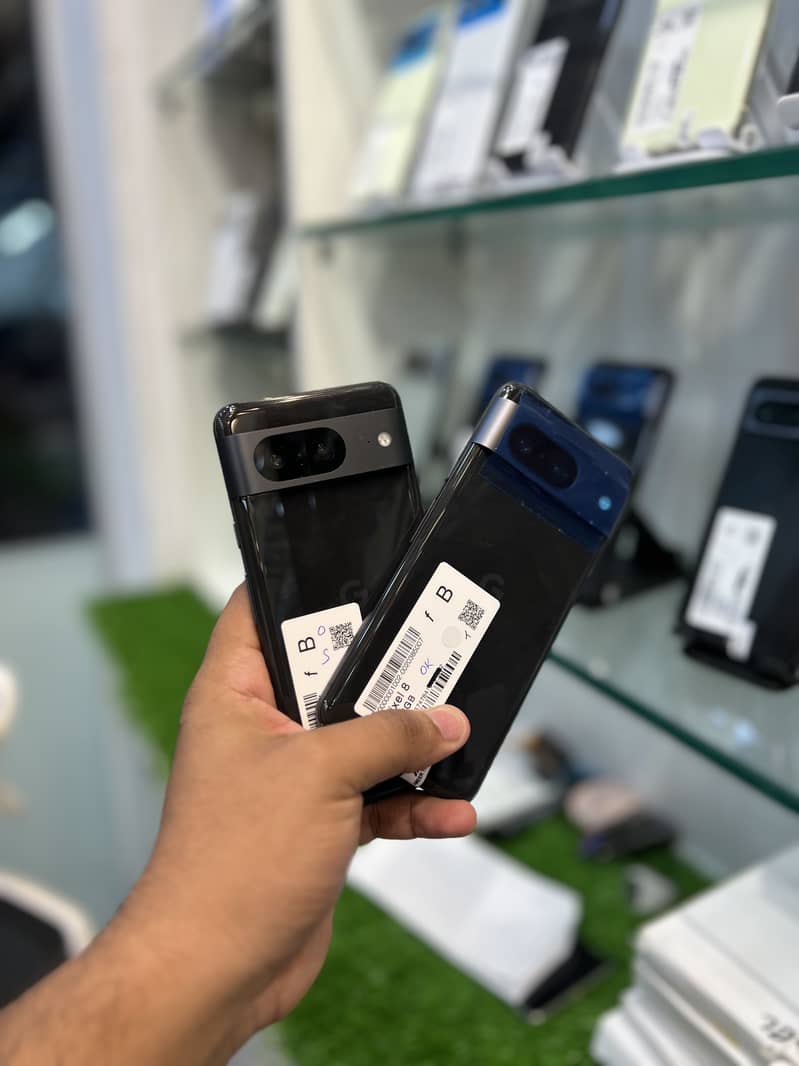 Google Pixel 8 9