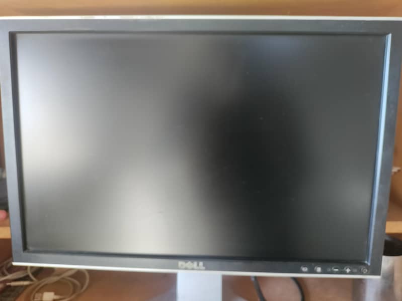 pc and lcd 0