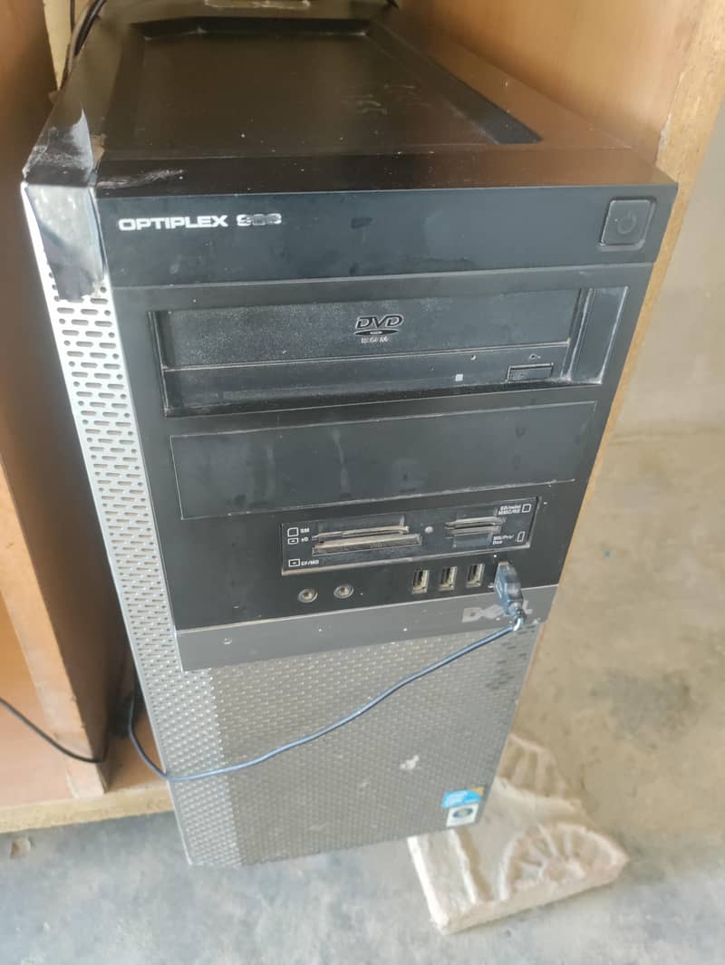 pc and lcd 1