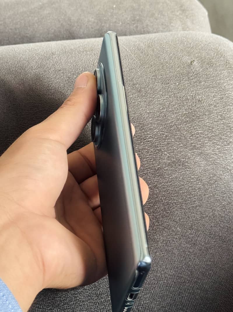 Xiaomi Redmi Note 14 Pro 5
