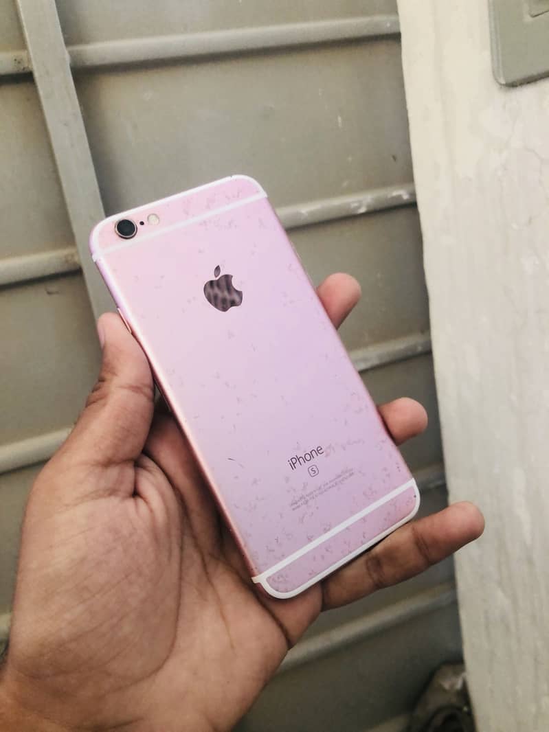 Apple iPhone 6S 3