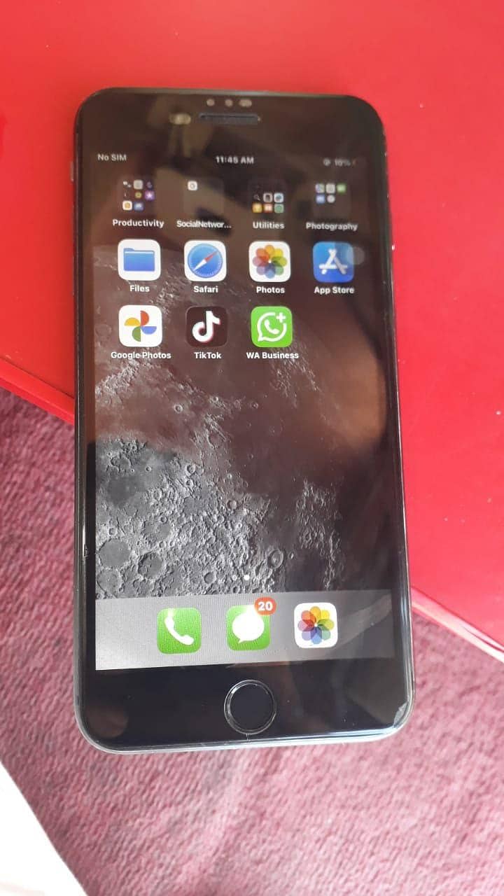 Apple iPhone 8 Plus 1