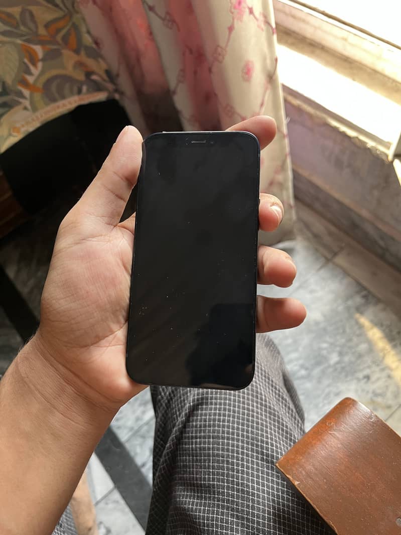 Apple iPhone 12 mini 2
