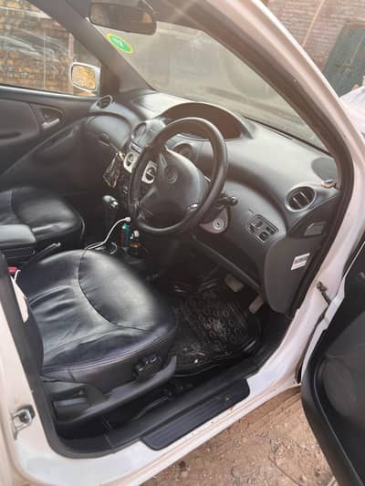 Toyota Vitz 2003