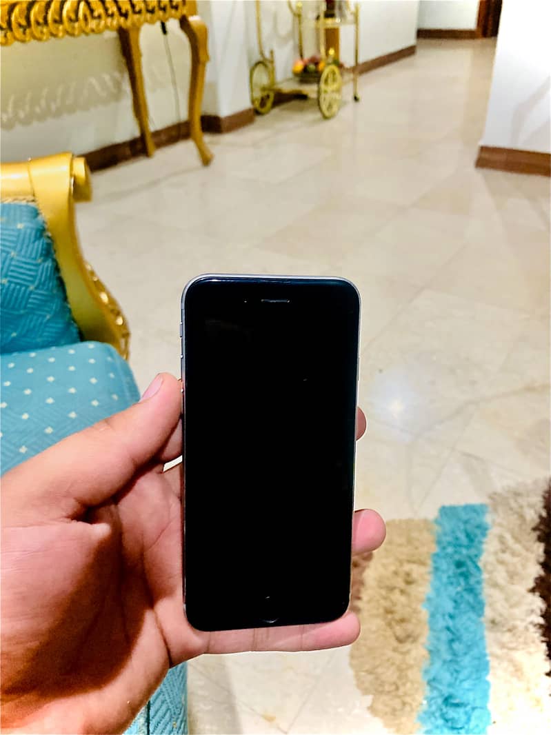 Apple iPhone 6 1