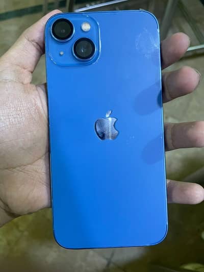 Apple iPhone 13