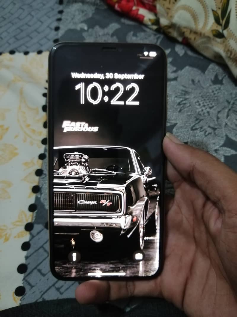 Apple iPhone XS Max 2