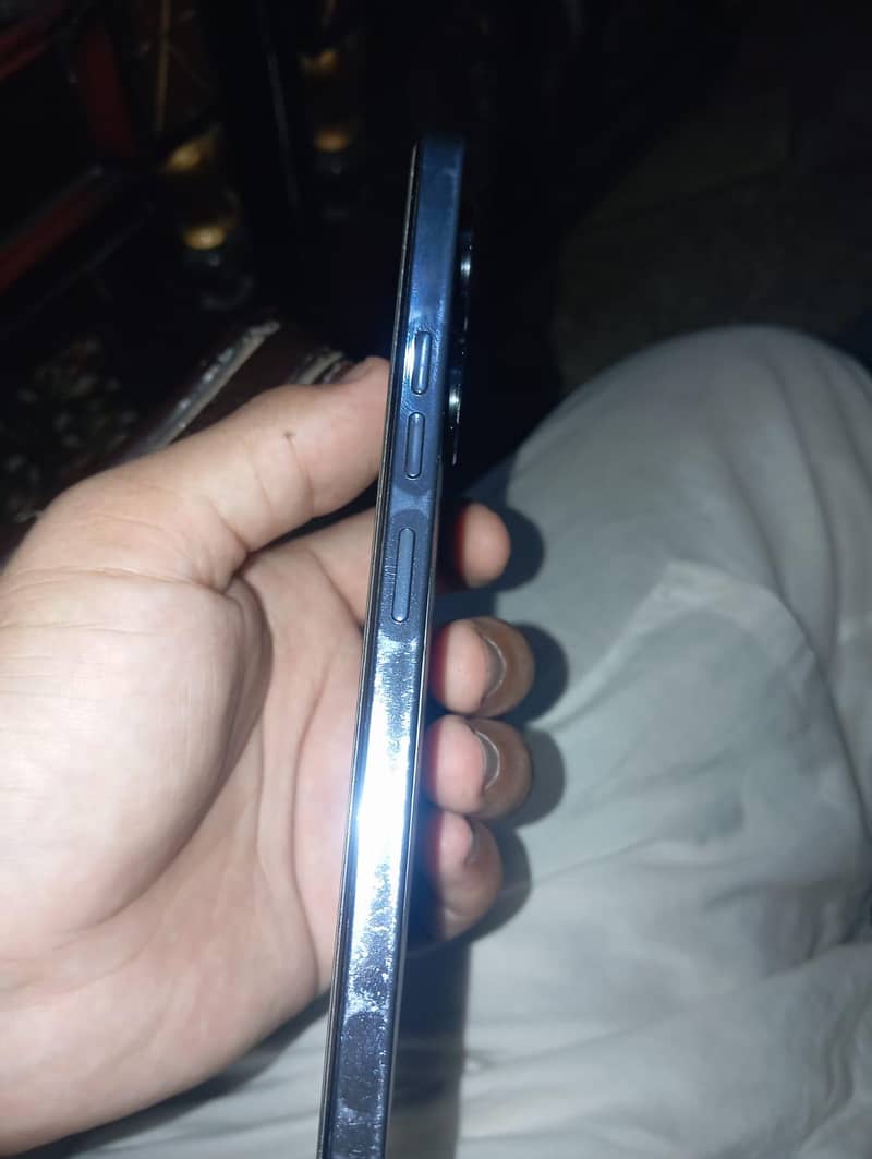 Tecno CAMON 20 Pro 7