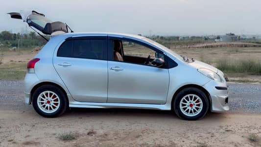 Toyota Vitz 2008