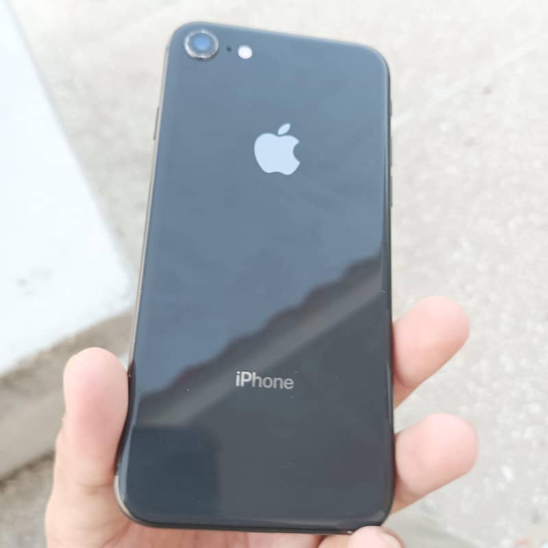 Apple iPhone 8 2