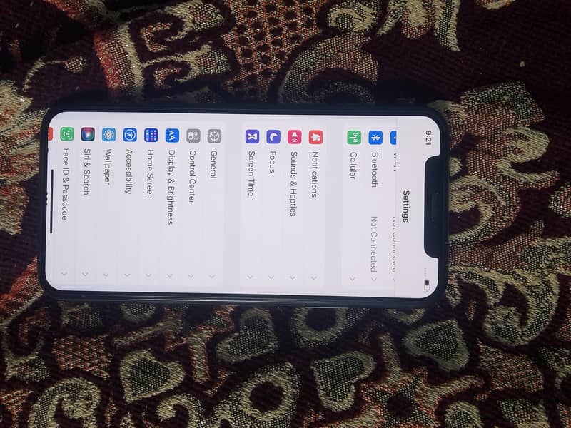 Apple iPhone XS 9
