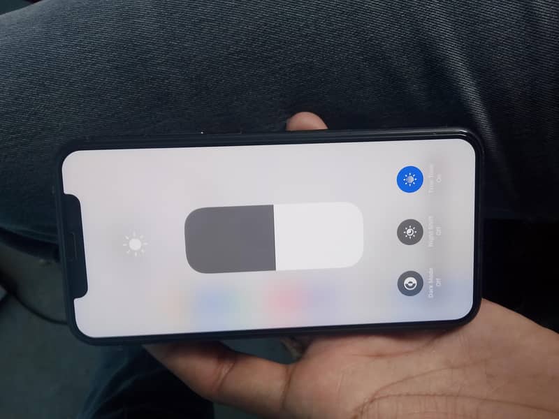 Apple iPhone XS 10