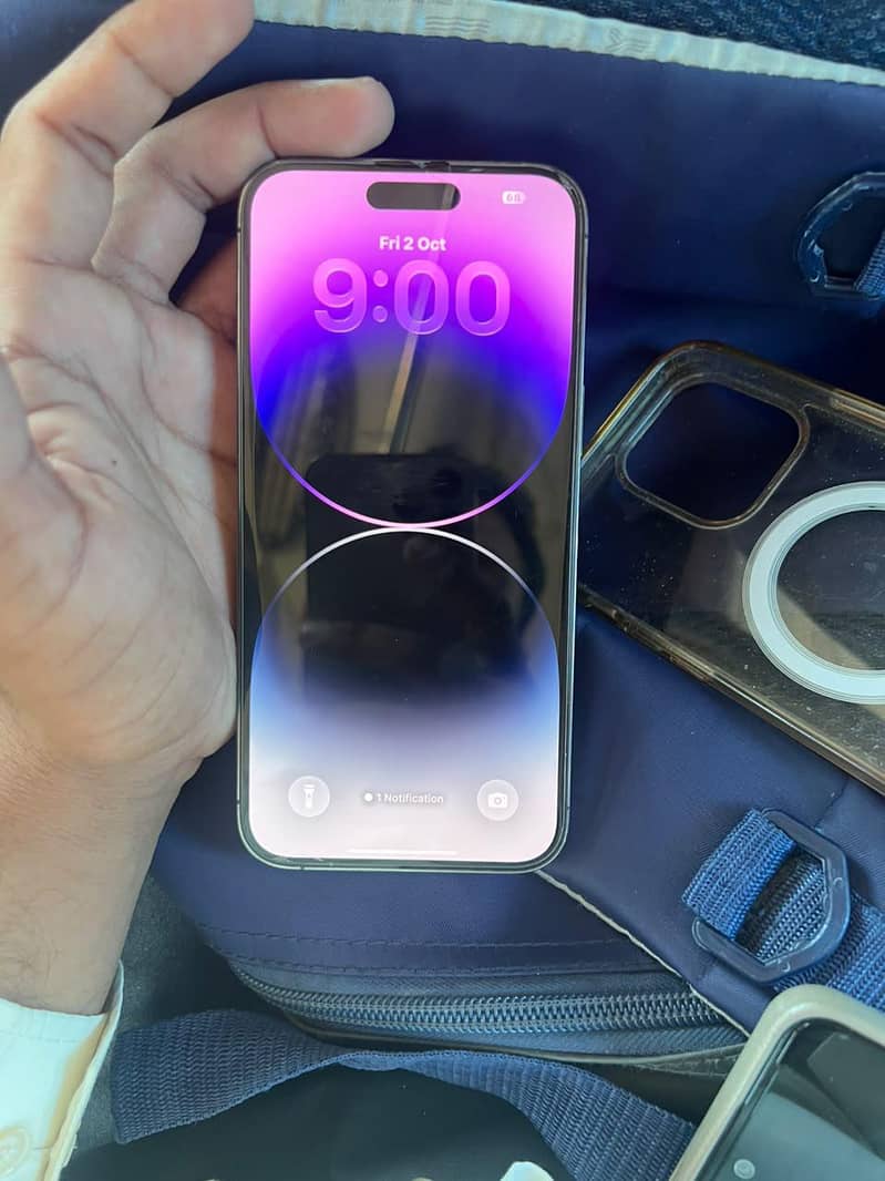 Apple iPhone 14 Pro Max 0