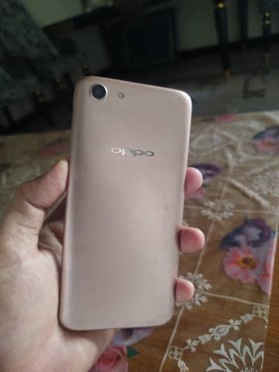 OPPO A83