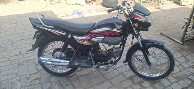 Honda Pridor 2013
