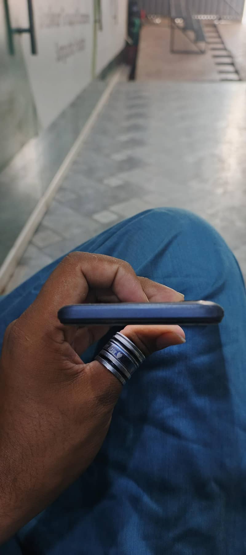 Tecno Spark 8C 4