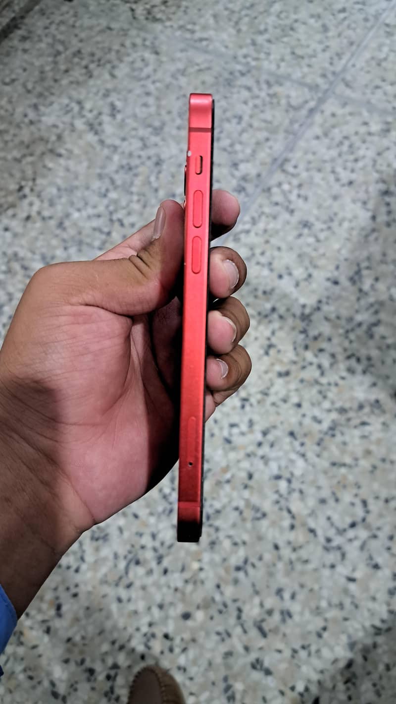 Apple iPhone 12 3