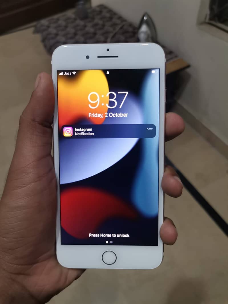 Apple iPhone 7 Plus 3
