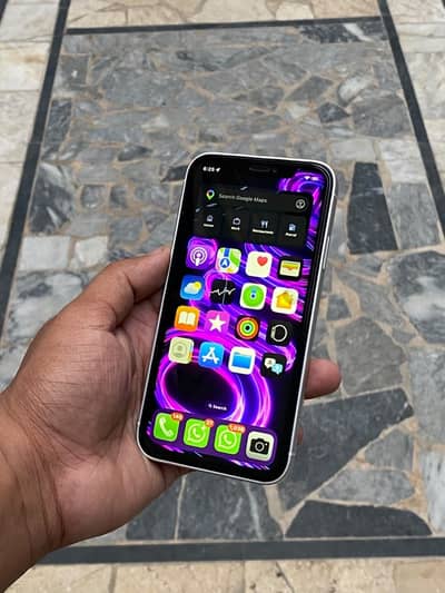 Apple iPhone XR into 17 Pro Max 64Gb