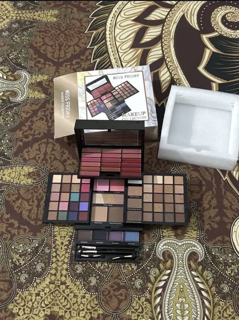Makeup kit 1