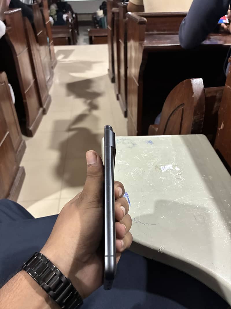 Google Pixel 8 1