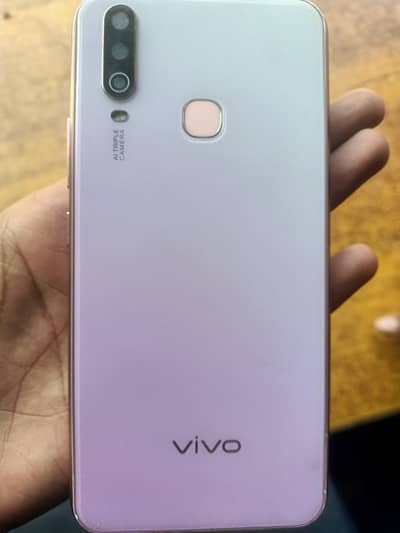 Vivo Y17