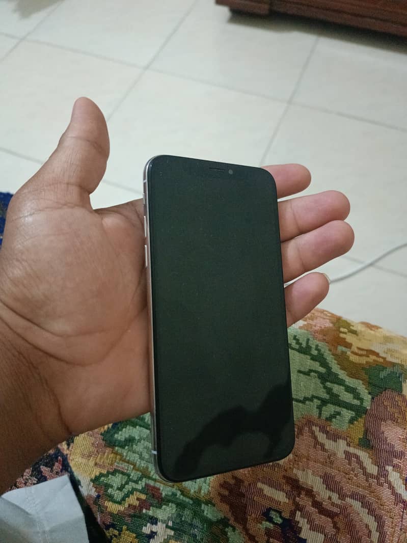 Apple iPhone X 1