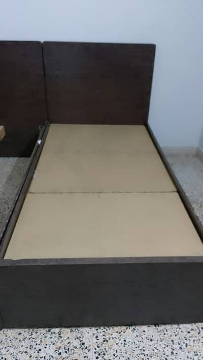 TWO SINGLE BED SETS WITH MATTRESSES JUST LIKE NEW EXCELLENT CONDITION