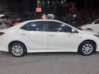 Toyota Corolla GLI 2017 new key new headlight 2017/18 03057124463