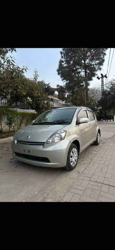 Toyota Passo 2011