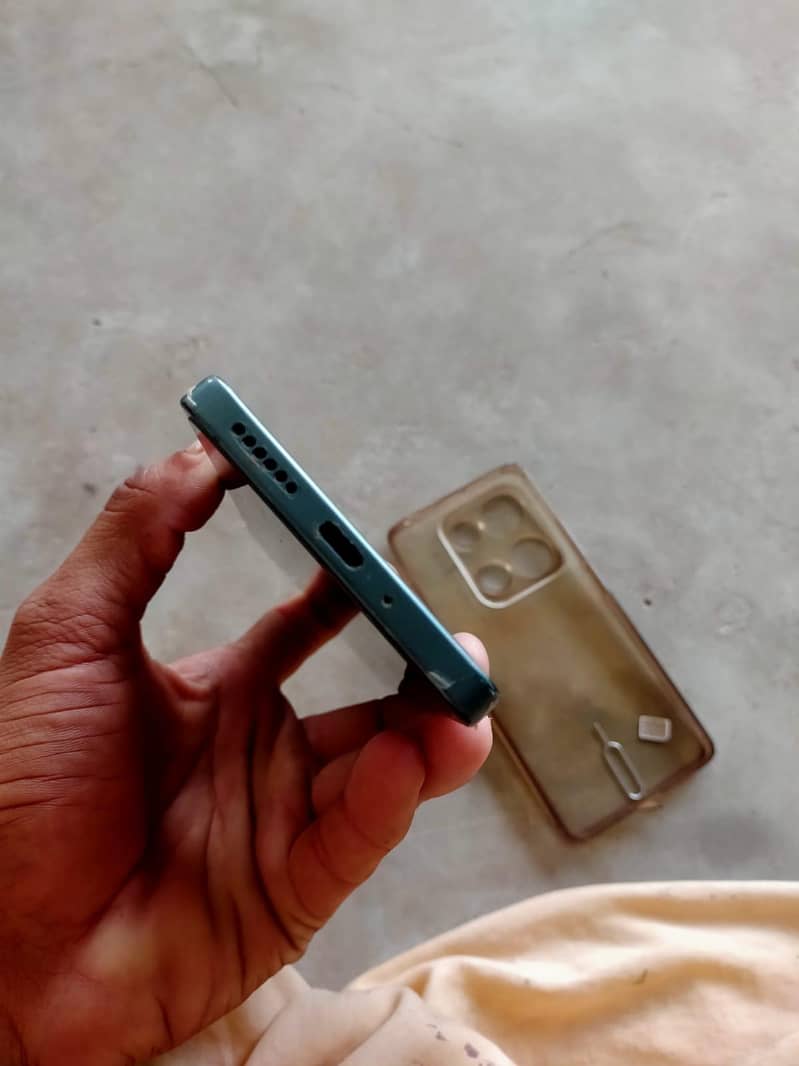 Xiaomi Redmi Note 13 Pro 3