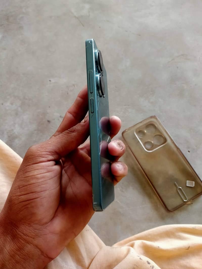 Xiaomi Redmi Note 13 Pro 5