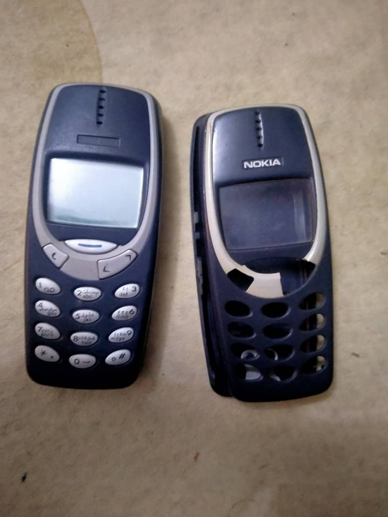 Nokia Model 3310 0