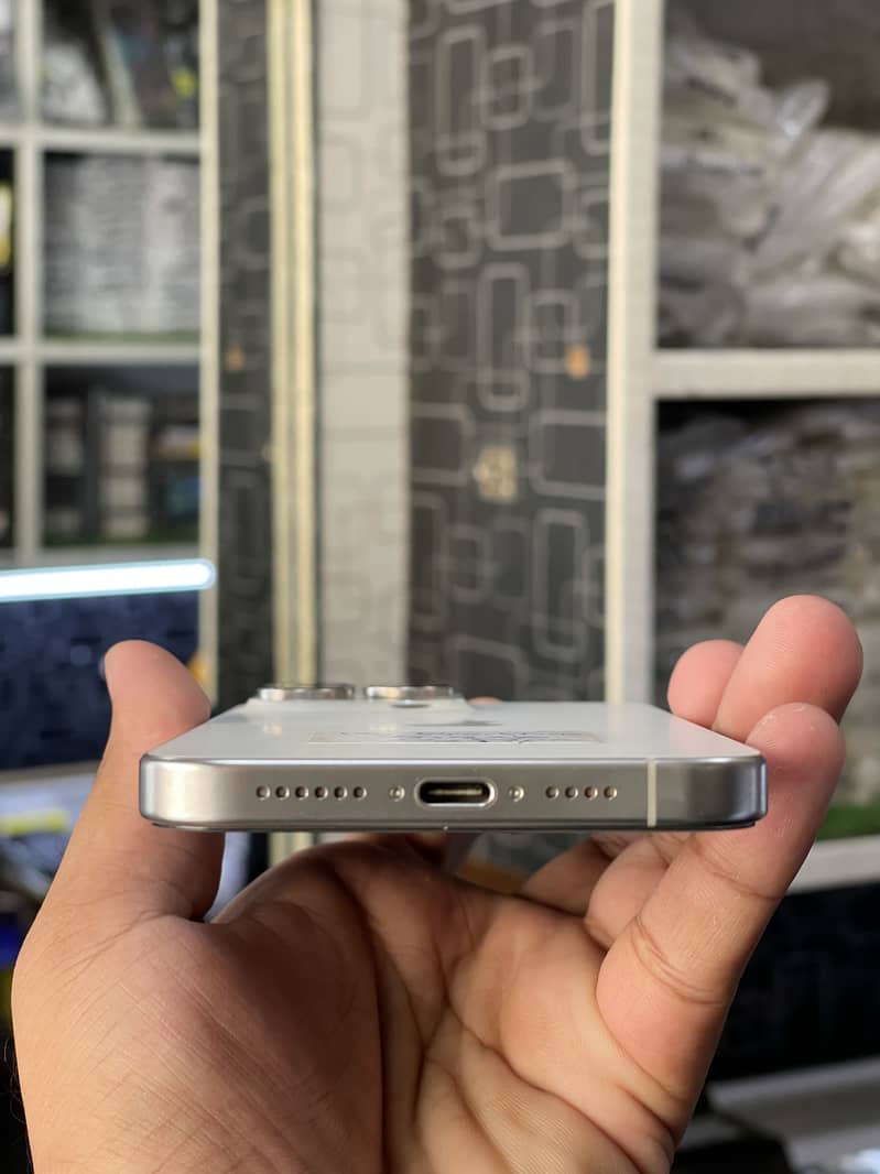 Iphone 15 Pro Max (512gb) 3