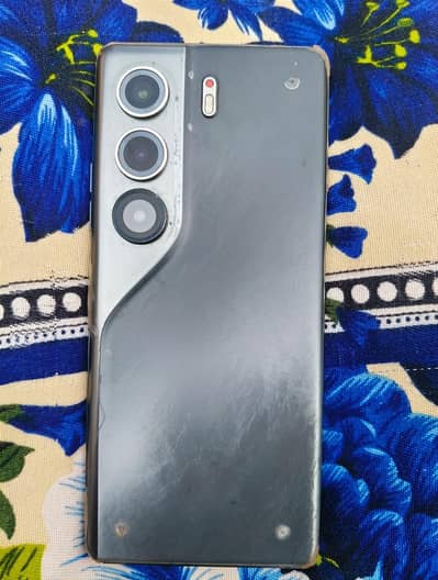 Tecno CAMON 40 Pro