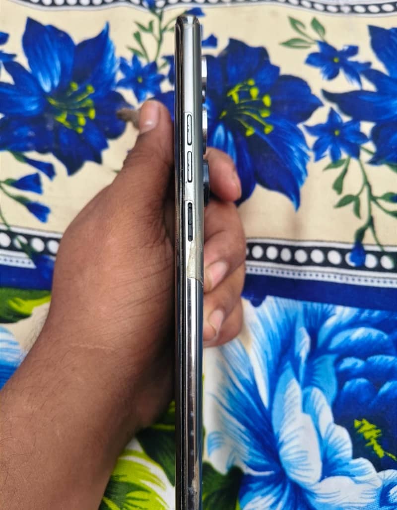 Tecno CAMON 40 Pro 2
