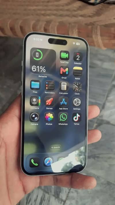Apple iPhone 15