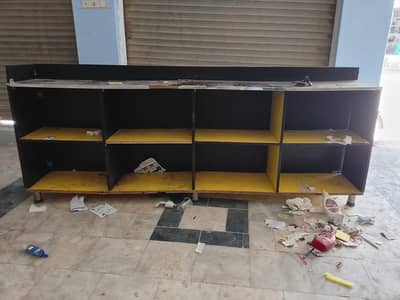 shop Table